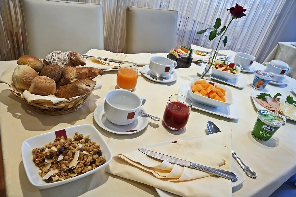 ***  Hotel Rafael Vimodrone Ιταλία